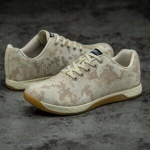 Nobull Camo Trainer in Limestone sz 8